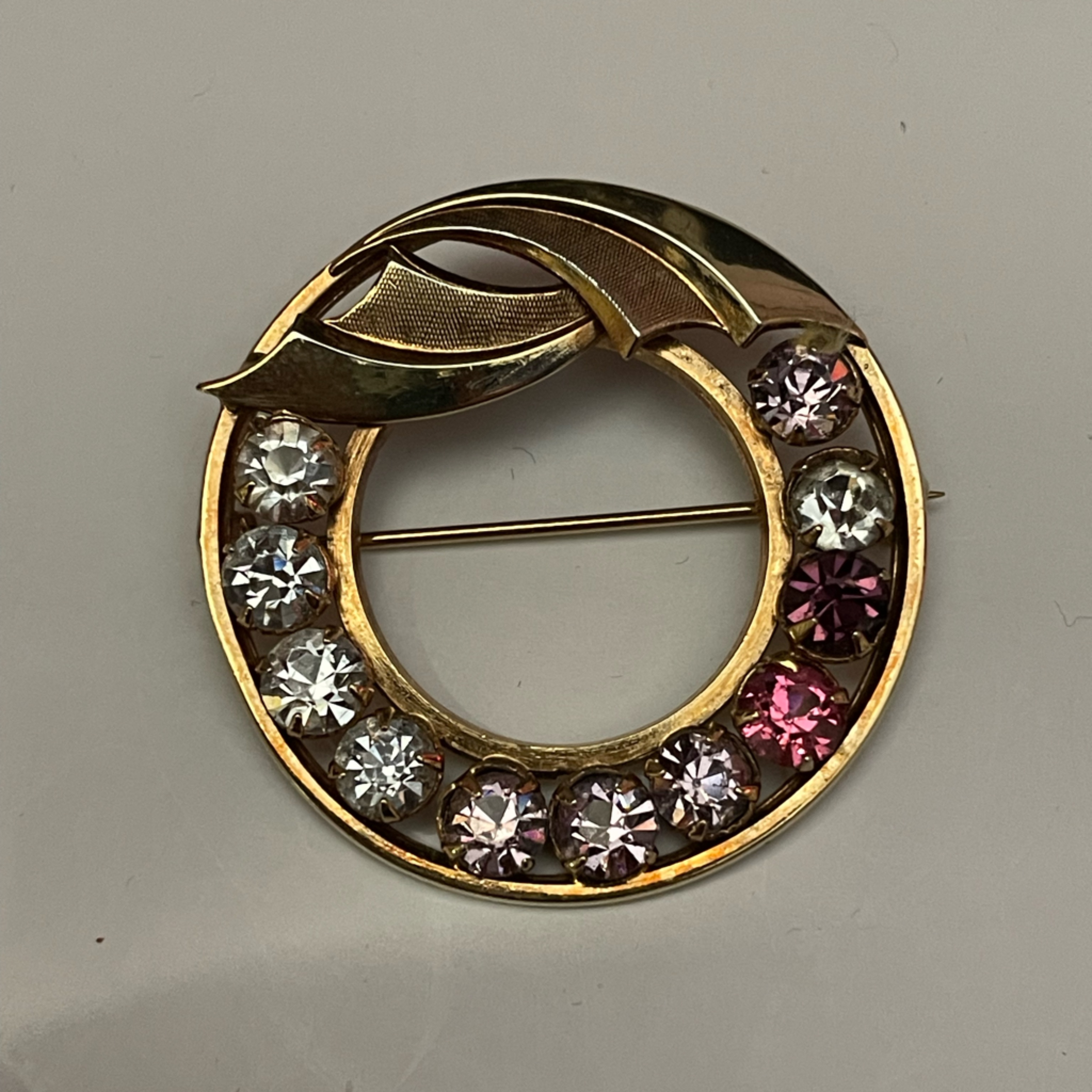 Catamore Vintage Elegant Gold And Pink Crystal Brooch